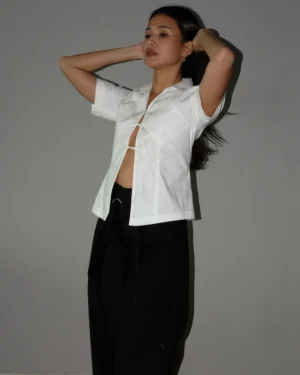 galia-on-model-1-broken-white