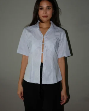 galia-on-model-2-light-blue