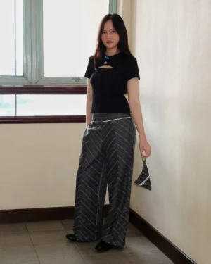 lucie-on-model-front-1-black